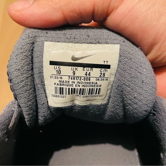 Nike Men's Gray Athletic Shoes size 10 running comfortable lightweight casual - Picture 8 of 9